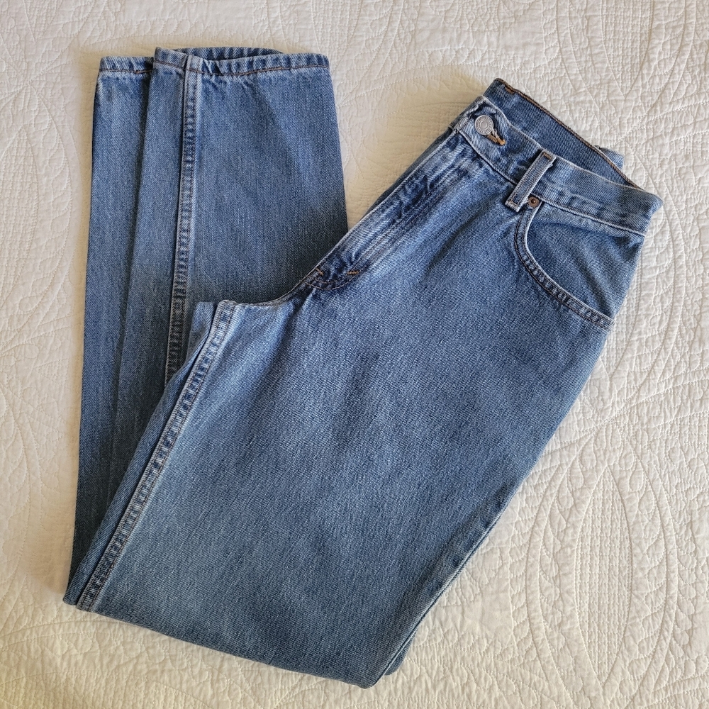 90s Vintage Levis 550 Relaxed Tapered Mom Jean